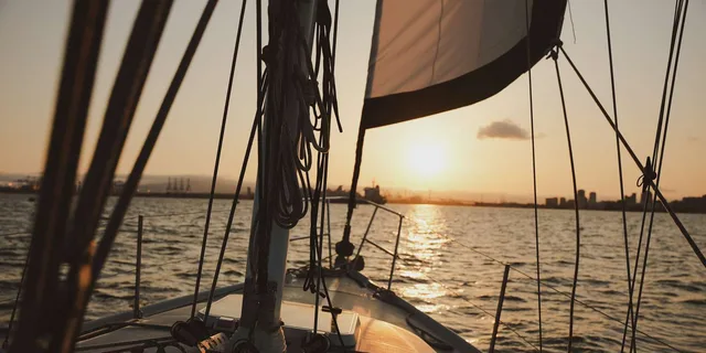 Long Beach Sailboat Rental with Captain 2 hr - Image 5