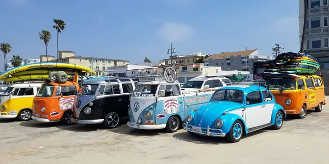 Santa Monica Surf Lesson - Image 2