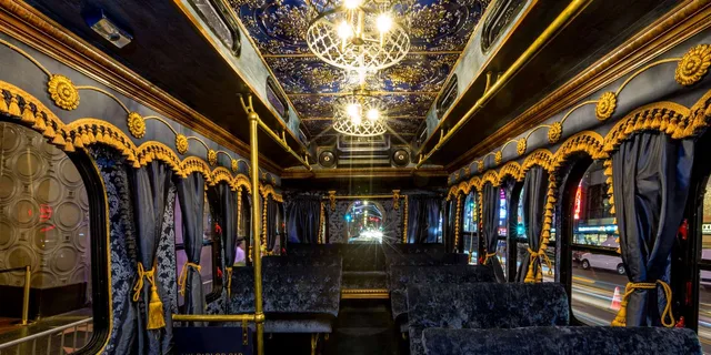 Los Angeles Trolley Bus Hollywood Sightseeing Tour - Image 2