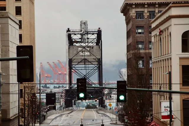 Tacoma Walking Tour: Old City Hall & Stadium Districts - Image 6