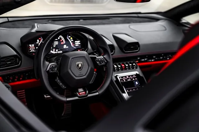 Los Angeles Lamborghini Huracán Experience - Image 3