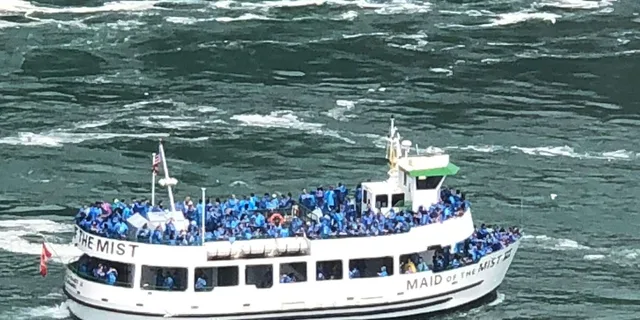 New York Niagara Falls Day Trip with Optional Boat Ride - Image 5