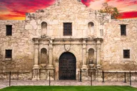 San Antonio Haunted Pub Crawl thumbnail 4