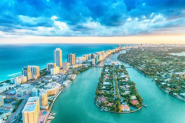 Miami City and Boat Tour with Little Havana - Image 5