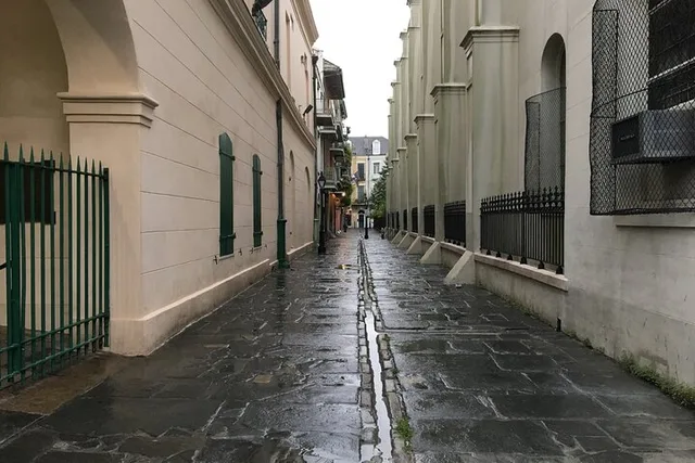 New Orleans French Quarter History Walking Tour - Image 6