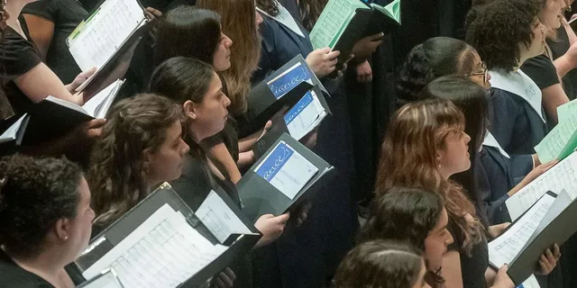 New York Symphonic Concert at Carnegie Hall 2 hr - Image 4