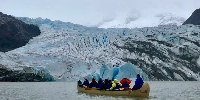 Juneau Mendenhall Lake Canoe Tour - Image 2