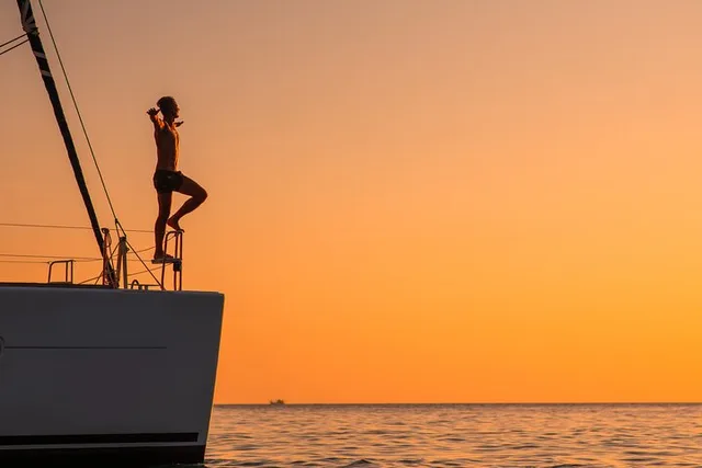 Honolulu Sunset Sail - Image 6