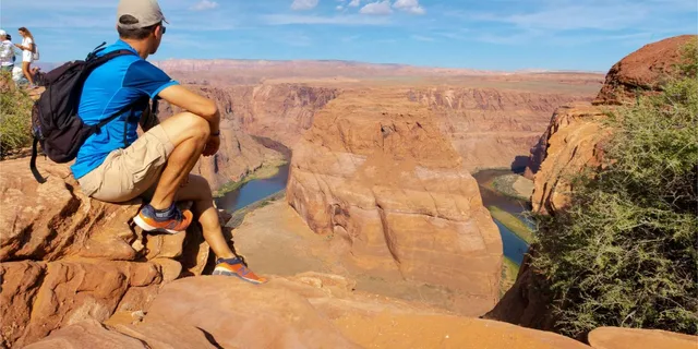 Las Vegas Antelope Canyon & Horseshoe Bend Overnight Tour - Image 6