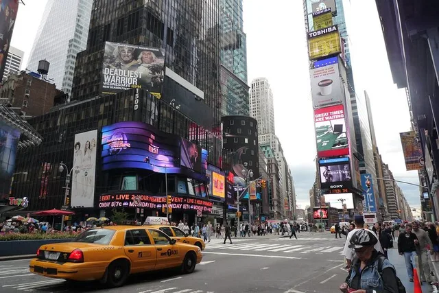 New York Private Guided Tour of Midtown Manhattan - Image 1