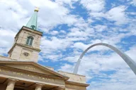 St Louis Gateway Arch Walking Tour with Ticket thumbnail 5