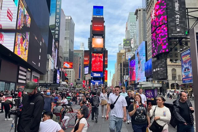New York City Van Tour - Image 6