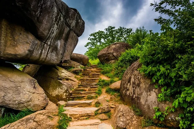 Gettysburg Devil's Den Self-Guided Walking Tour - Image 1