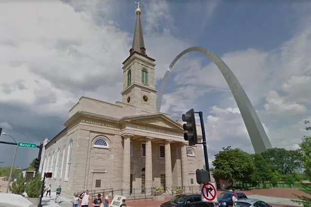 St. Louis Scavenger Hunt: Gateway to the West 2 hr - Image 4