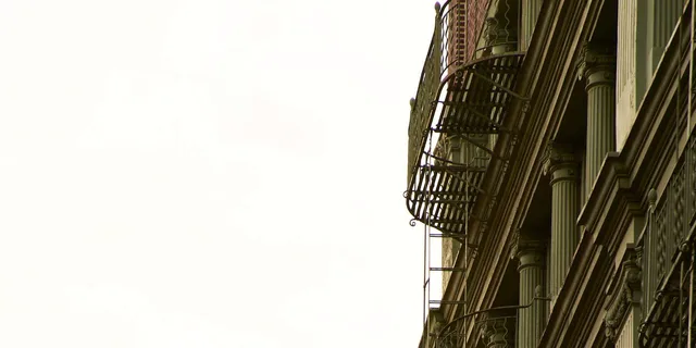 New York City Architecture and Urban Design Walk - Image 3