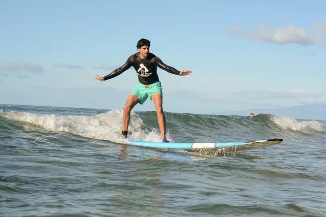 Kihei Surf Lesson at Kalama Beach 2 hr - Image 3