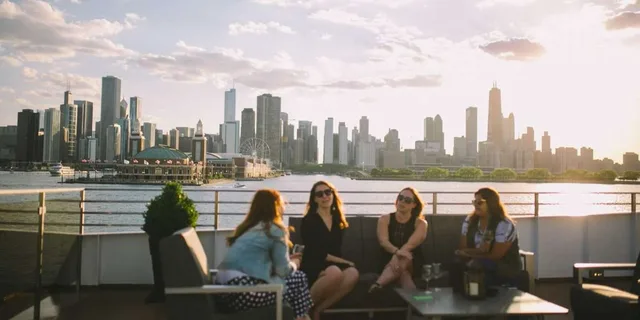Chicago Lake Michigan Dinner Cruise - Image 6