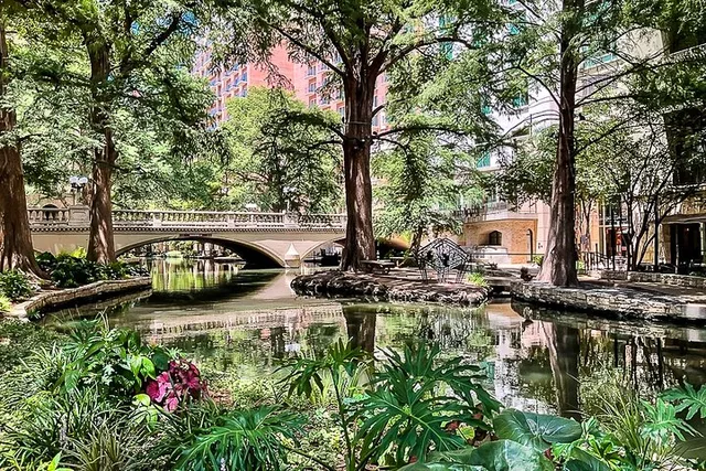 San Antonio Alamo and River Walk Tour - Image 6