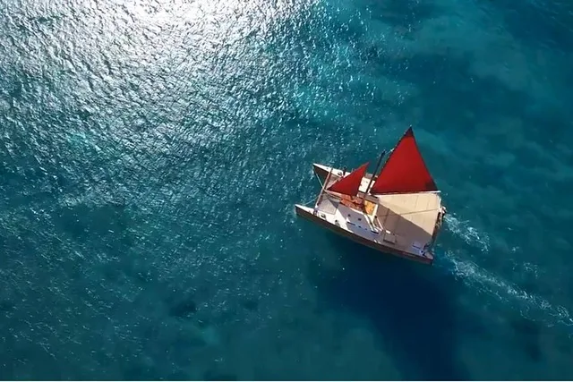 Waikiki Polynesian Canoe Sail - Image 3
