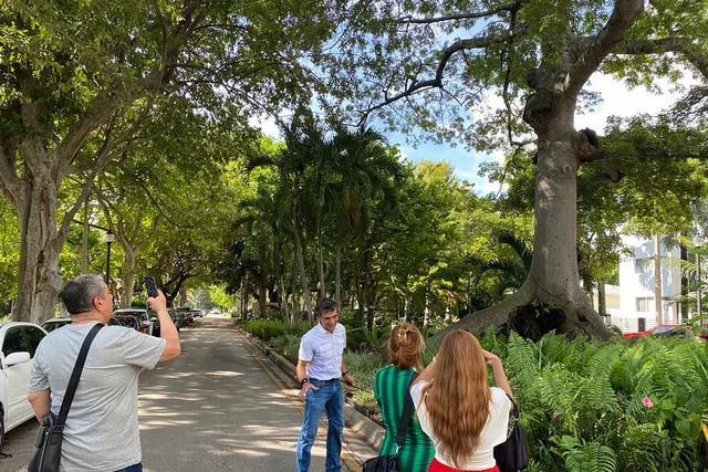 Miami Art Deco Walking Tour - Image 3