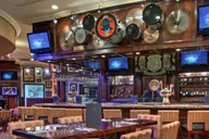 Niagara Falls Hard Rock Cafe Meal thumbnail 3