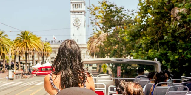 San Francisco Hop-On Hop-Off Bus Tour with 17 Stops - Image 4