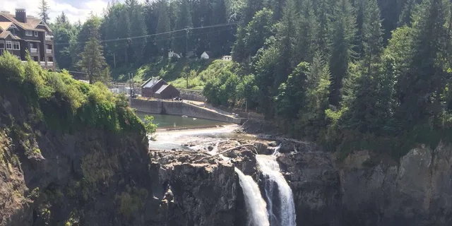 Seattle Snoqualmie Falls Private Tour 2.5 hr - Image 6