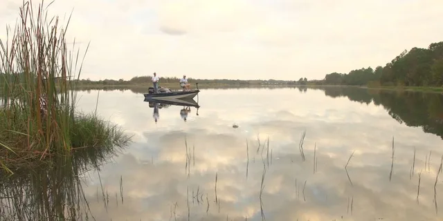 Clermont Bass Fishing Experience with Expert Guide 4 hr - Image 5