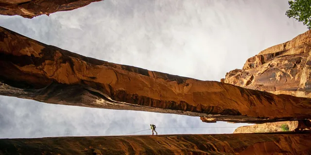 Moab Canyoneering Adventure in Ephedra's Grotto - Image 1