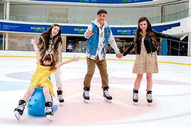 American Dream Ice Skating Experience - Image 5