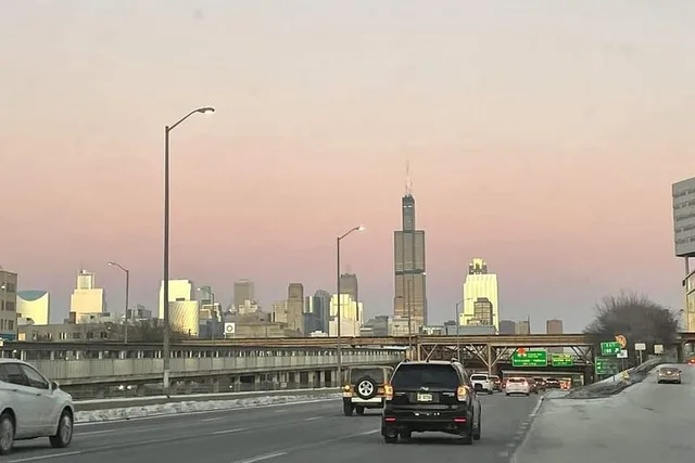 Chicago Sedan Transportation from Airport to Downtown - Image 6