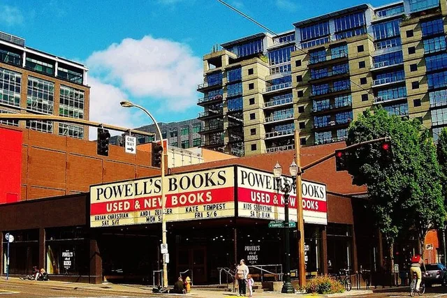 Portland Scavenger Hunt & Self-Guided Tour - Image 1