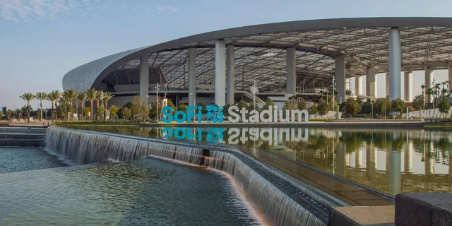Los Angeles SoFi Stadium Behind-the-Scenes Tour 2 hr - Image 3