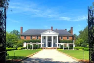 Charleston Boone Hall Plantation Tour with Transportation thumbnail 1