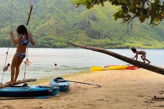Kahana Bay Kayak and Paddle Board Rental - Image 3