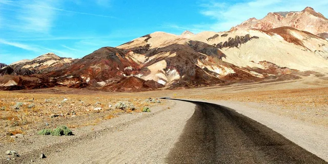 Las Vegas Death Valley Day Tour - Image 4