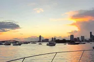 Miami Yacht Cruise Biscayne Bay and Sandbar 4 hr thumbnail 2
