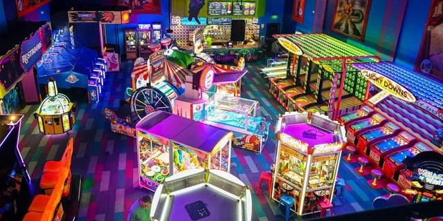 Las Vegas Fremont Street Arcade Experience - Image 4