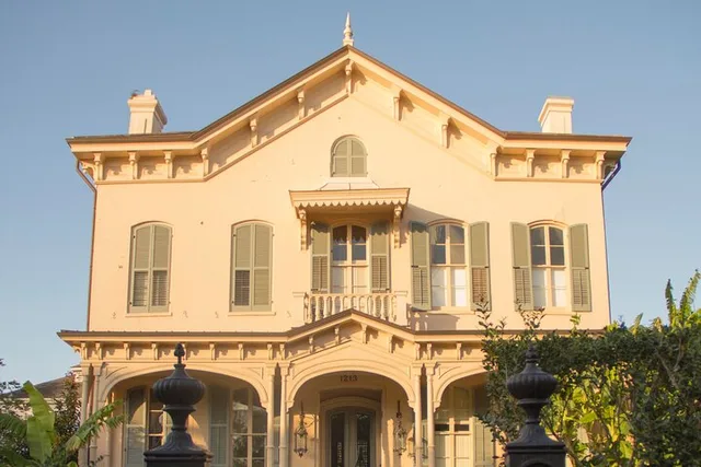 New Orleans Garden District Secrets Tour - Image 6