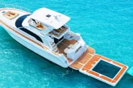 Miami Private Boat Tour with Jet Skis thumbnail 2