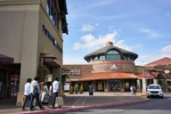 Portland Shopping Tour to Woodburn Outlets thumbnail 5
