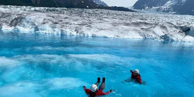 Anchorage Knik Glacier Helicopter and Paddleboarding Tour - Image 3