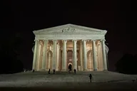 Washington DC Night-Time Private Tour thumbnail 3