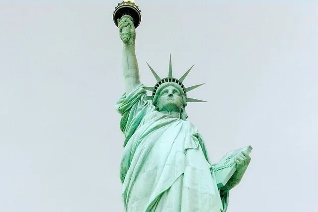 New York Statue of Liberty Guided Tour - Image 3