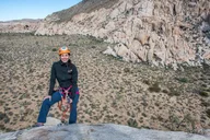 Joshua Tree Rappelling Adventure 8 hr thumbnail 1