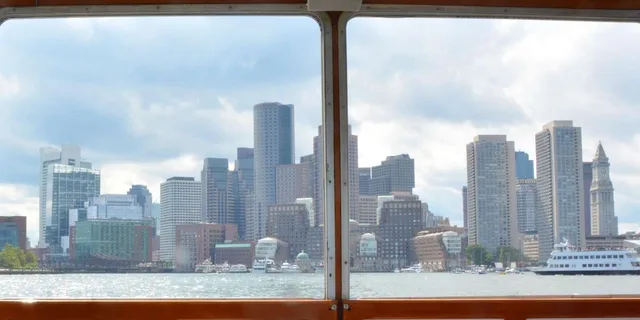 Boston Harbor and Charles River Architecture Boat Tour - Image 4