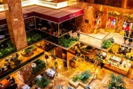 New York City Private Walking Tour of Trump Buildings thumbnail 4