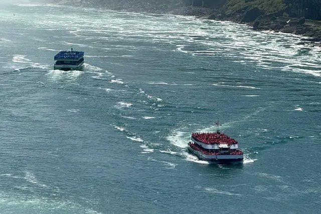 Niagara Falls Tour with Maid of the Mist - Image 6