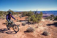Moab Mountain Biking Tour Intermediate 4 hr thumbnail 5