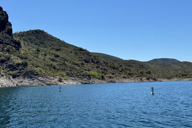 Lake Pleasant Boat Tour - Image 4